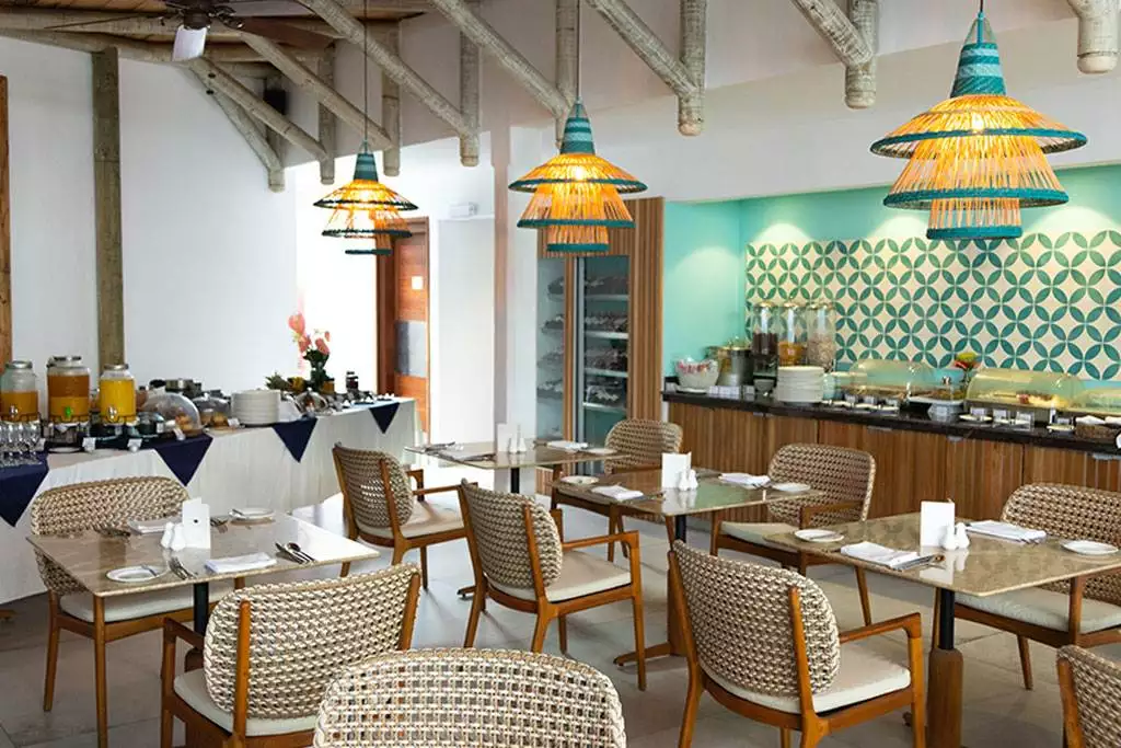 seapoint restaurant and bar