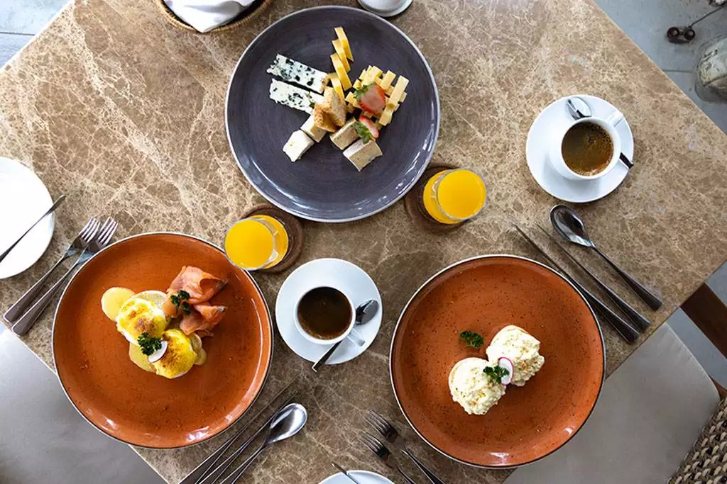 seapoint restaurant and bar